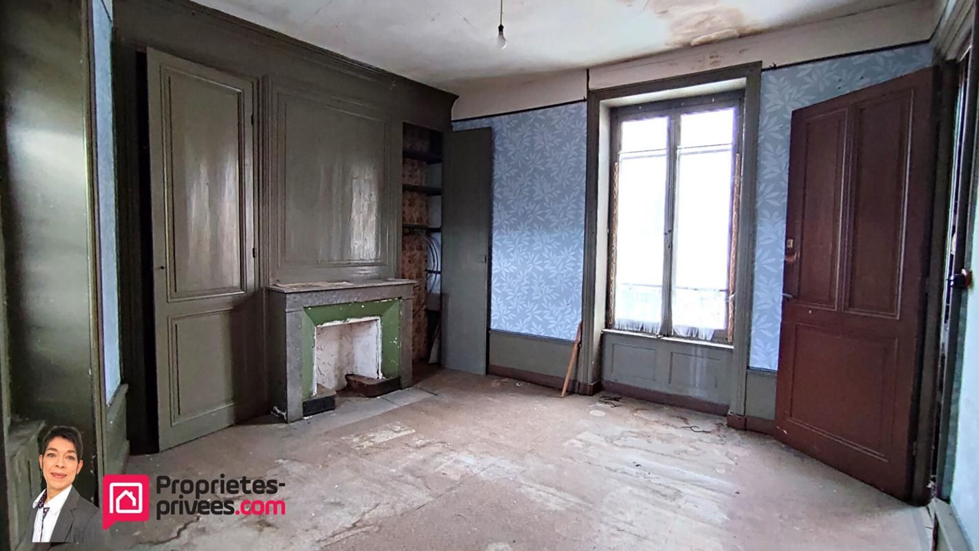THIZY THIZY-LES-BOURGS (69240) Immeuble à réhabiliter 250 m² sur 5 niveaux 3