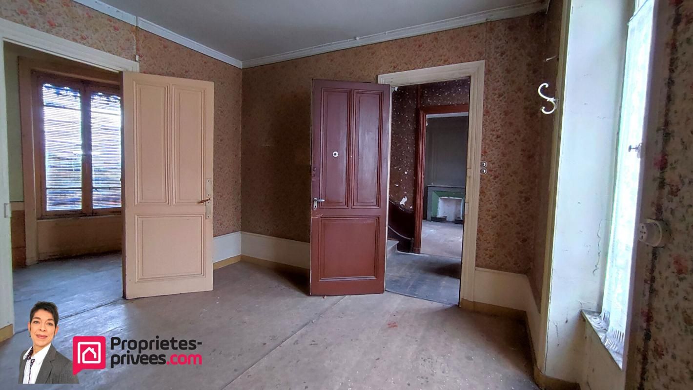 THIZY THIZY-LES-BOURGS (69240) Immeuble à réhabiliter 250 m² sur 5 niveaux 4