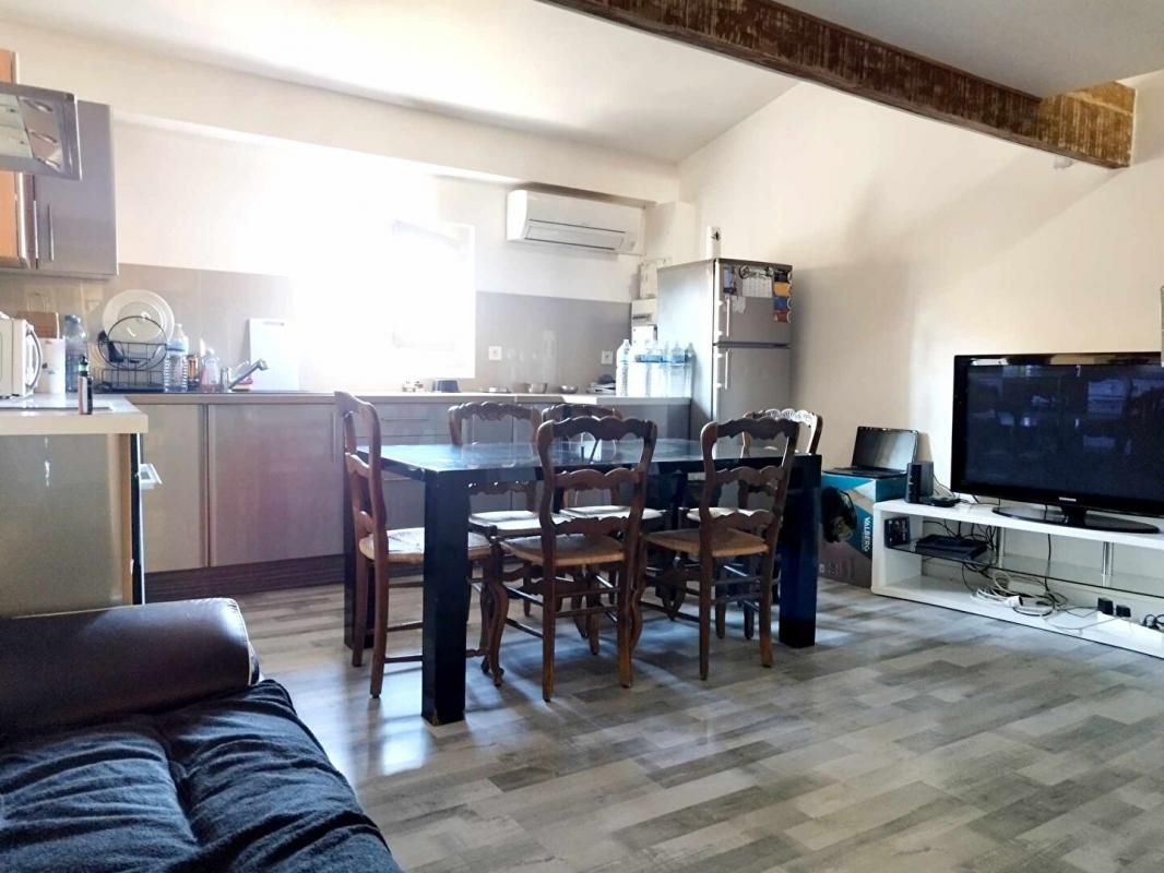 ISTRES Immeuble Istres 7 pièce(s) 160 m2 environ 3