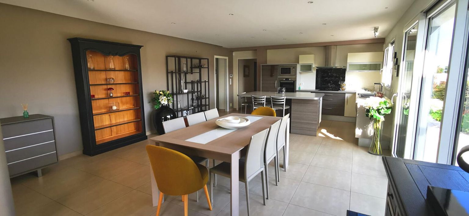 PAVILLON MODERNE 2011 (22100 QUEVERT) 6 pièces COUP DE COEUR