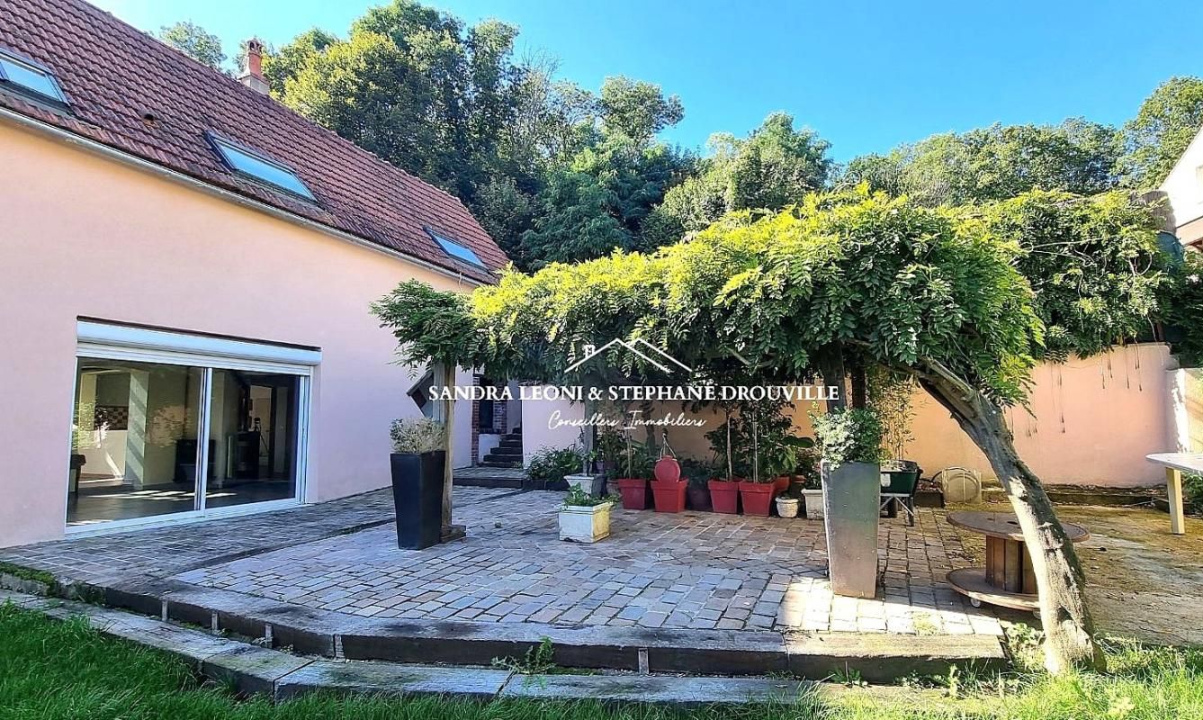 MAINTENON MAISON MAINTENON - SAINT PIAT 7 pièces 166 m² 4