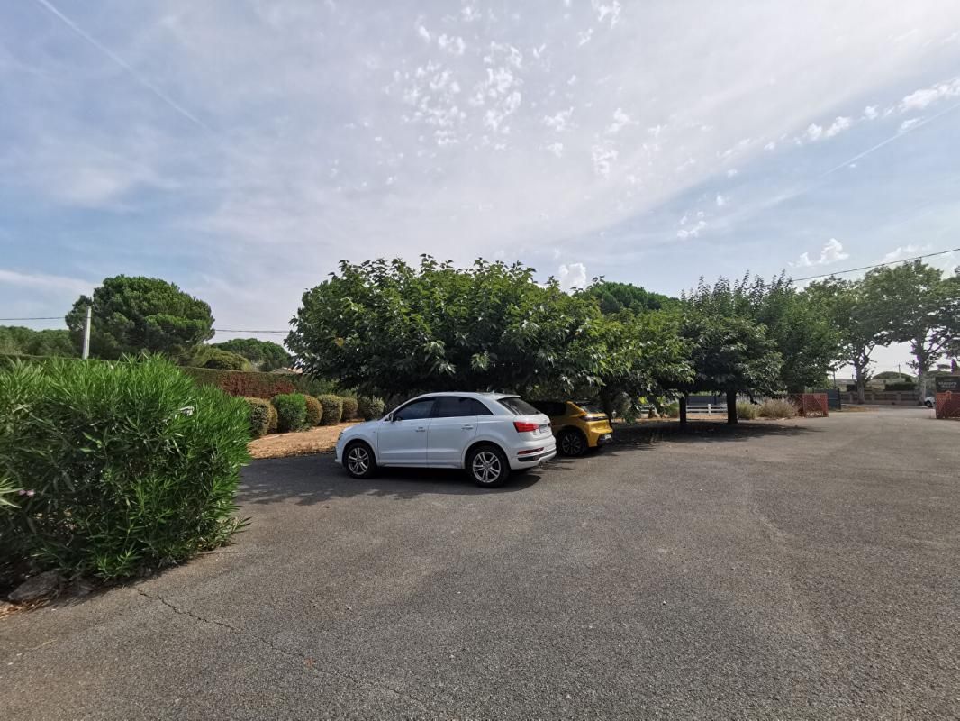 LE MUY Maison 12 pièce(s) 257 m2 4