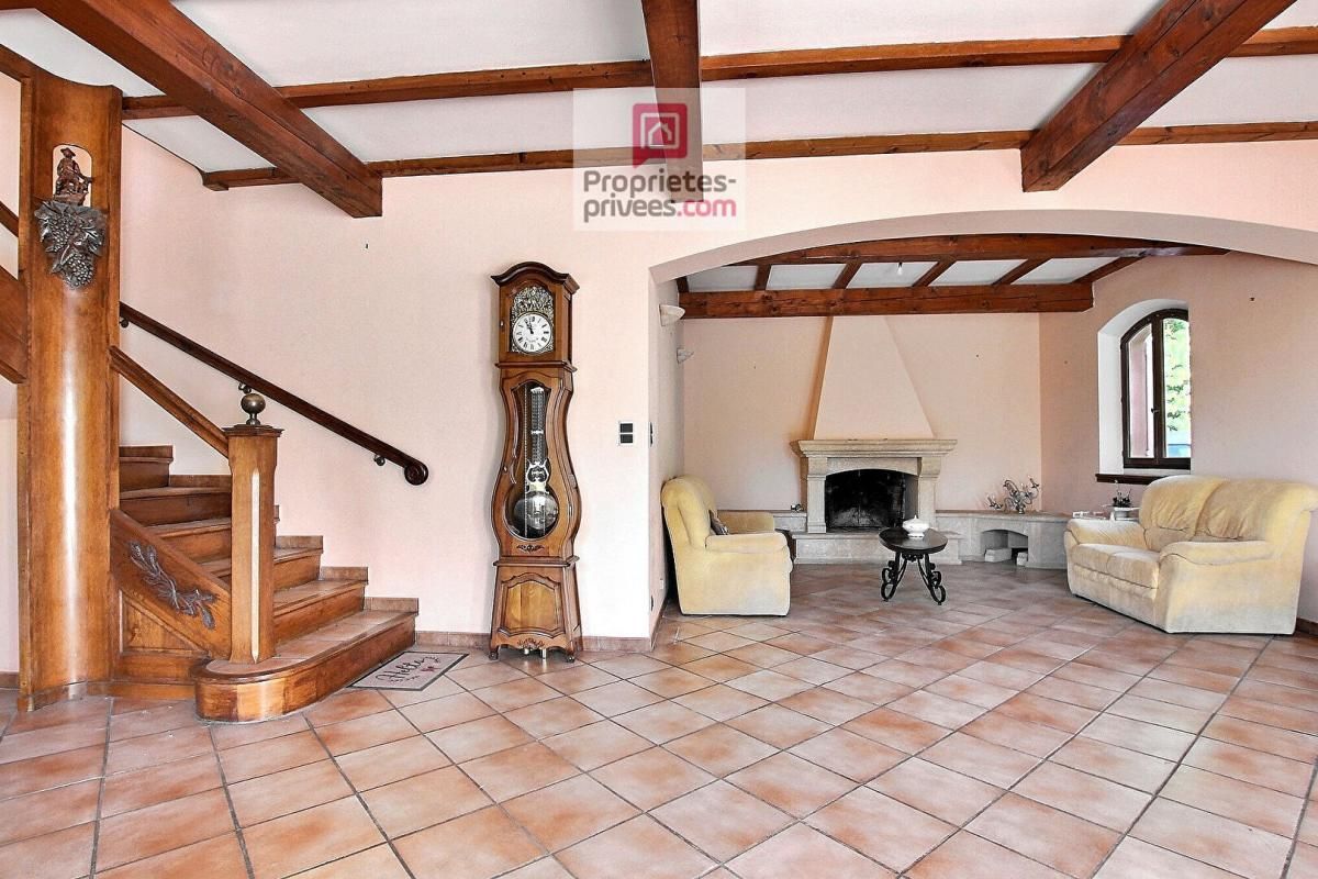 LA MOTTE-D'AIGUES Maison familiale avec terrain constructible 4