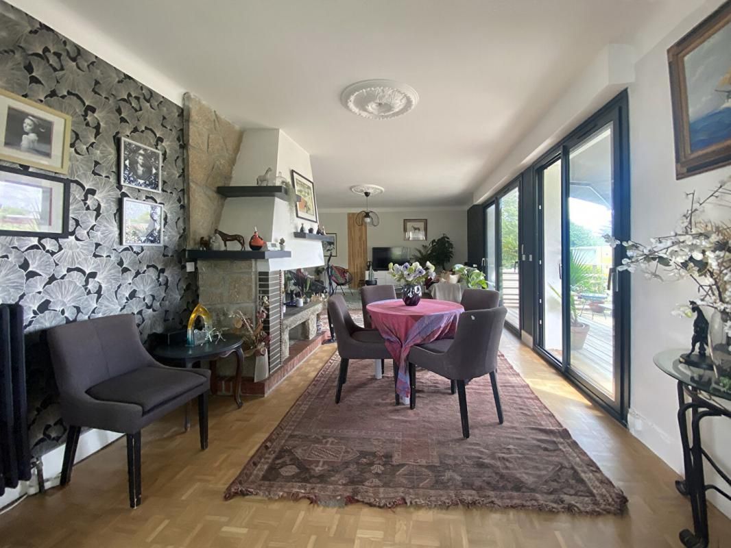 AURAY Appartement  4 pièce(s) 133 m2 2