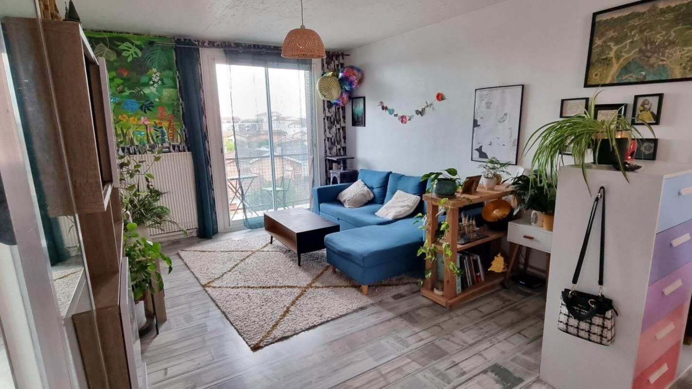 Appartement Villefranche Sur Saone 3 pièces 53 m2 balcon