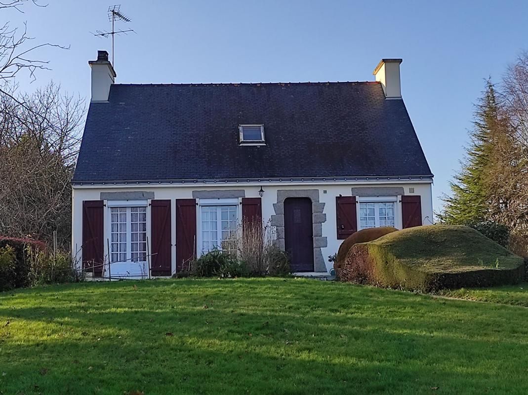 QUESTEMBERT TERRAINS CONSTRUCTIBLES avec maison à rénover 4