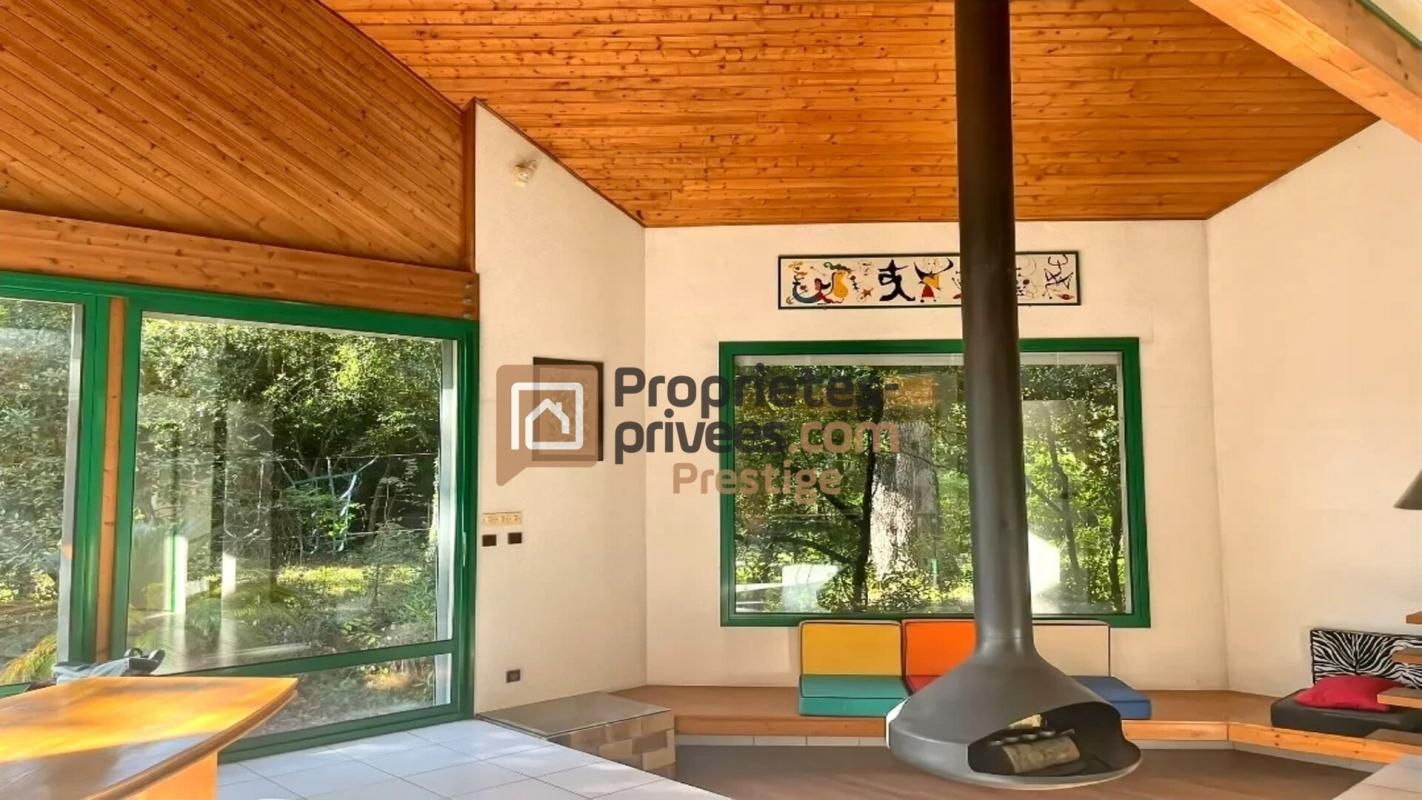 MERIGNAC Maison Merignac 7 pièce(s) 182 m2 2