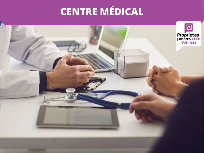 ROANNE  -  TRES BEAU CABINET  MEDICAL