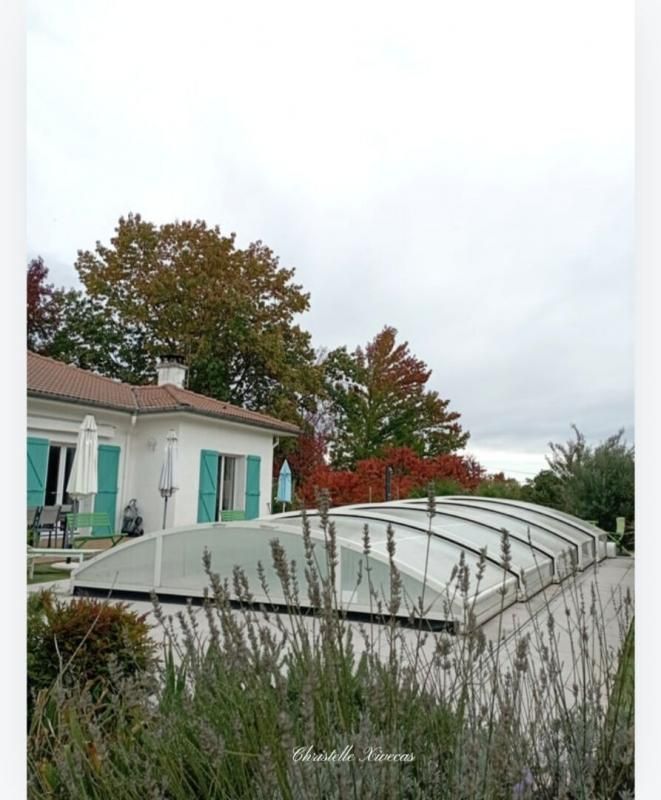 ESTANCARBON Maison de plain pied - 3 chambres - piscine chauffée 2