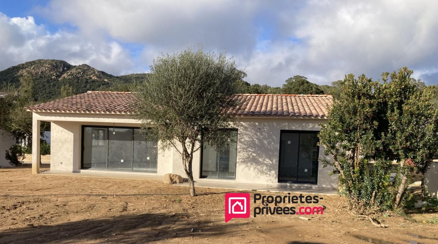 Maison neuve T4 à Ste Lucie De Porto-vecchio 20144 - Corse du Sud