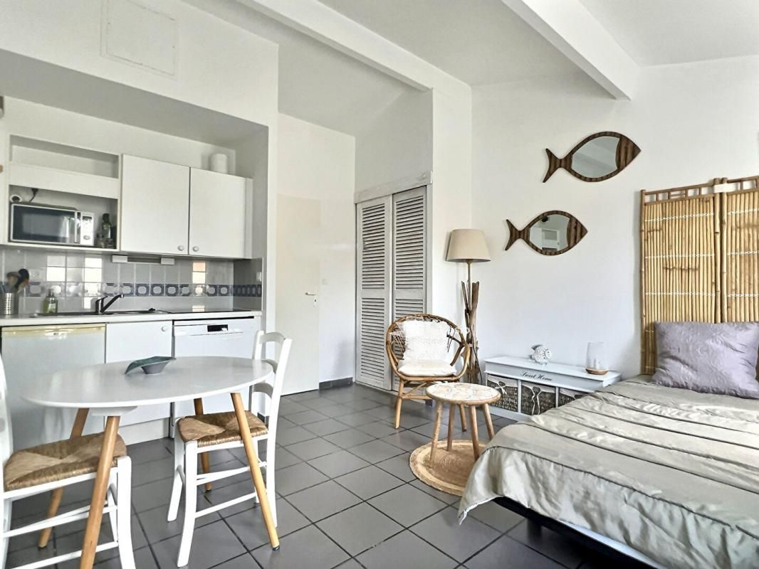 LA FLOTTE Appartement La Flotte 1 pièce(s) 23 m2 2