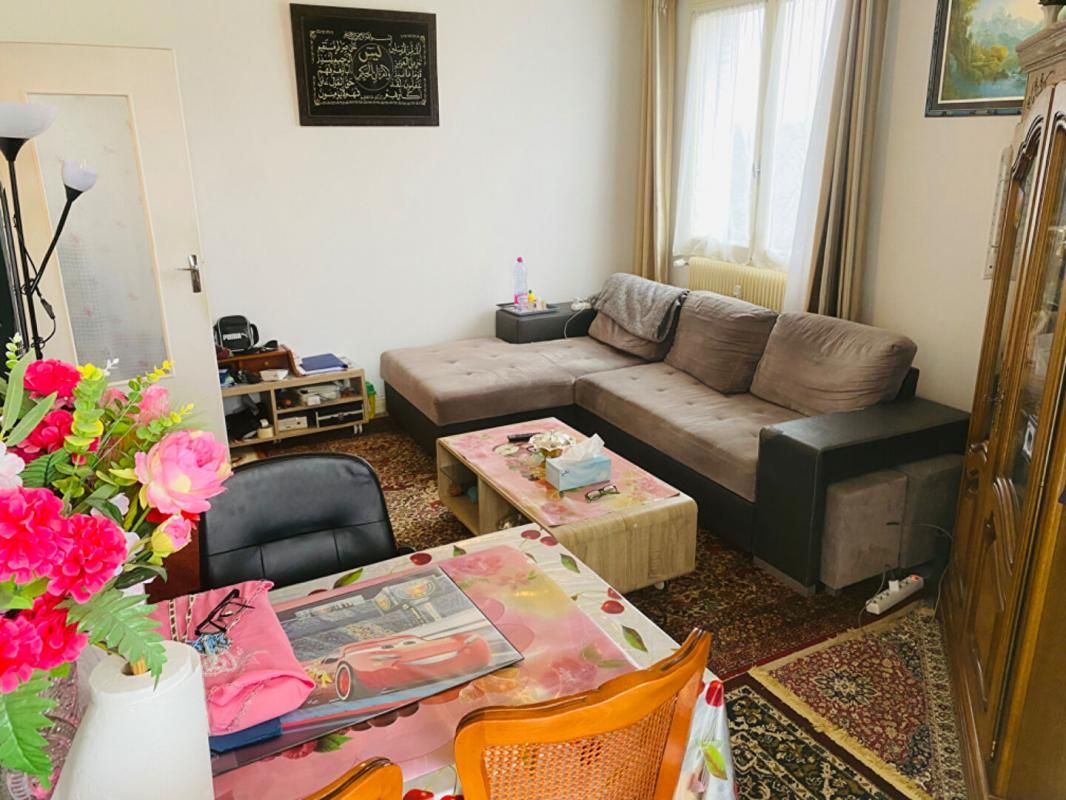 TROYES Appartement Troyes 2 pièces 49 m2 3