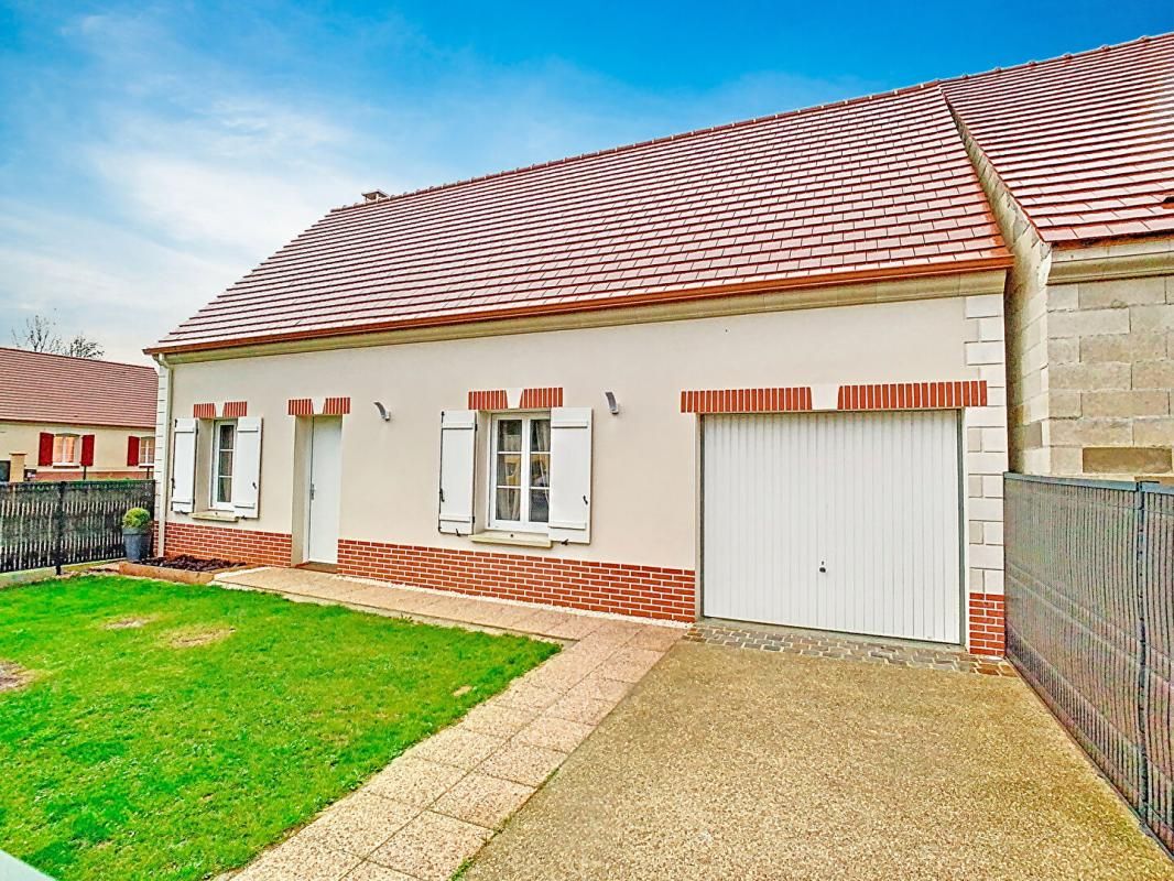 PAVILLON T4 - 90M² - VIVIABLE DE PLAIN PIED - 3 CHAMBRES - GARAGE - JARDIN - 60190 CRESSONSACQ