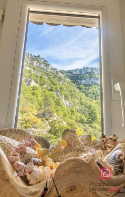 FONTAINE-DE-VAUCLUSE Rare: Maison de village Fontaine De Vaucluse 84800. 97m2, terrasse, Climatisation 2