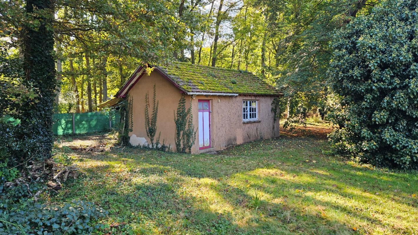 SOREL-MOUSSEL Maison à rénover à fort potentiel sur un beau terrain de 1990 m2 4