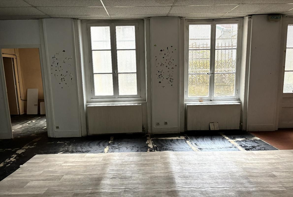 SAINT-ETIENNE Appartement Saint Etienne 4 pièce(s) 103 m2 3