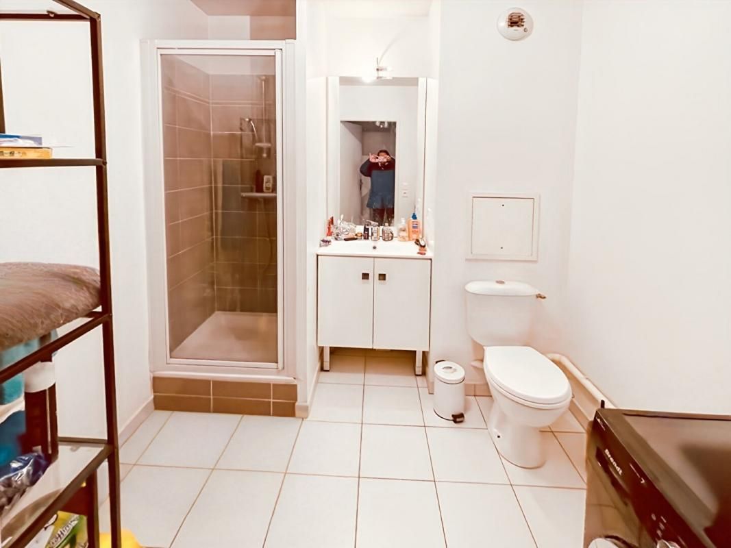 CHATENAY-MALABRY Martine Causse vous propose ce 2 pièces spacieux de 46 m2 proche de toutes les commodités. Prix 245 000 avec parking 4