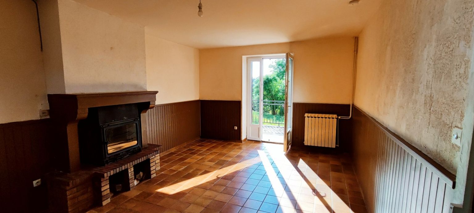 PREMERY Maison en pierre dans la campagne Nivernaise 3