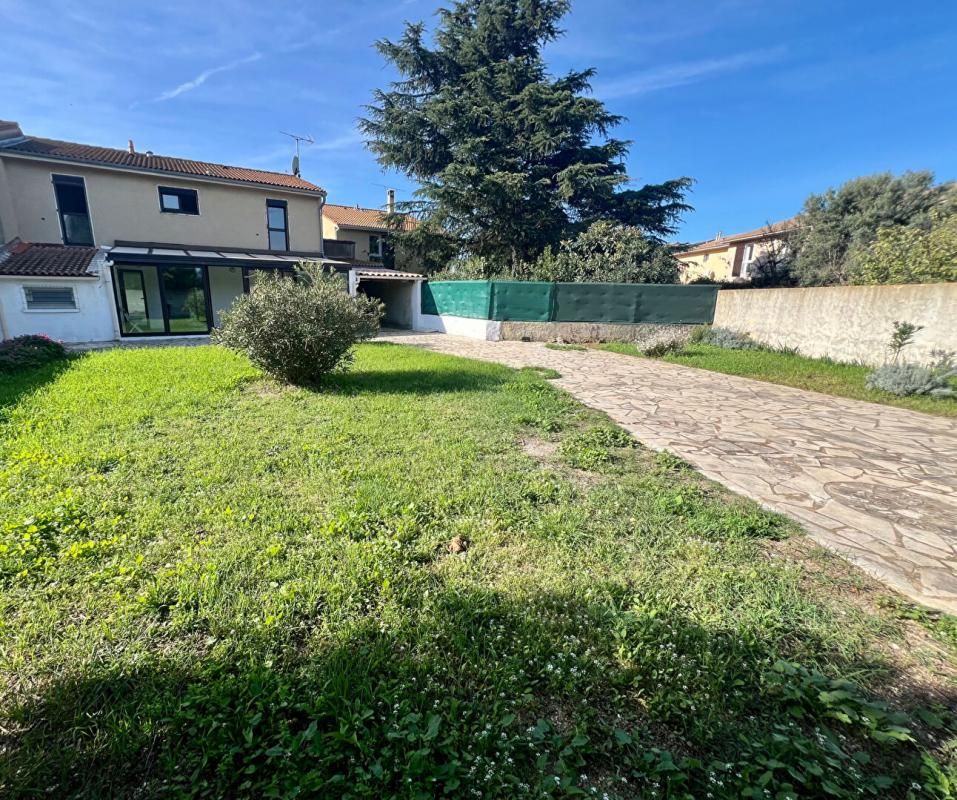 Maison 5 chambres avec garage