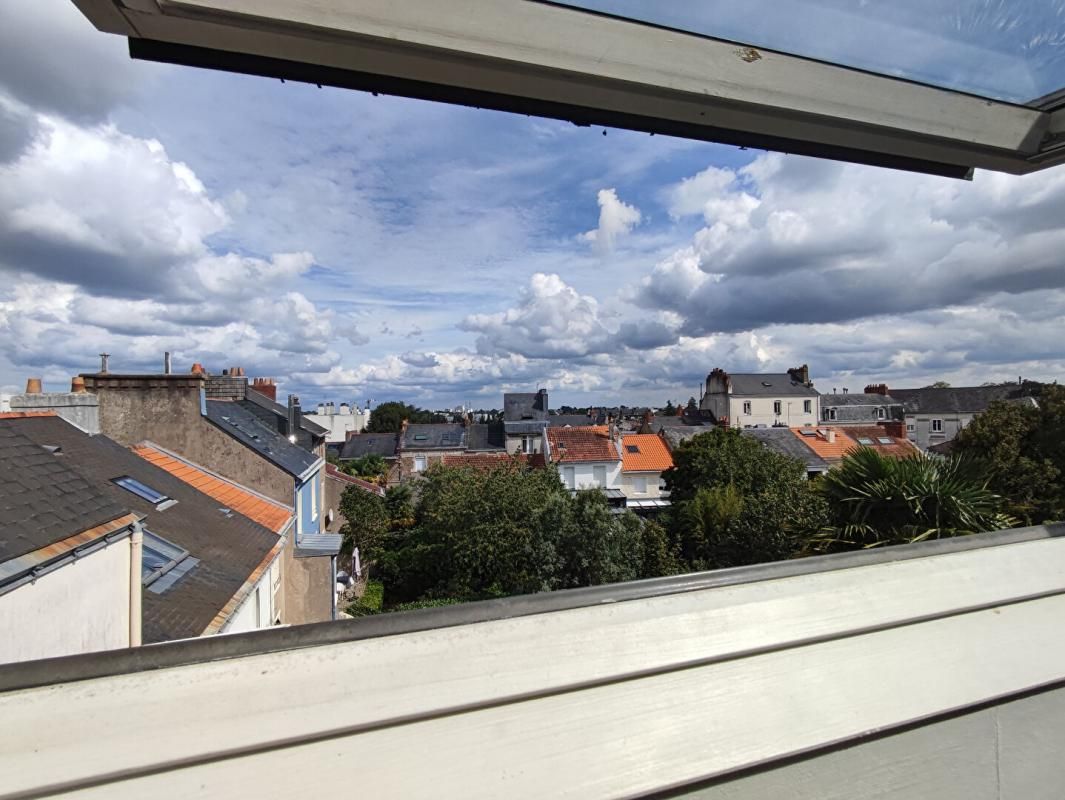 NANTES NANTES - HAUTS-PAVÉS - APPARTEMENT 2 pièces - 45m² 3