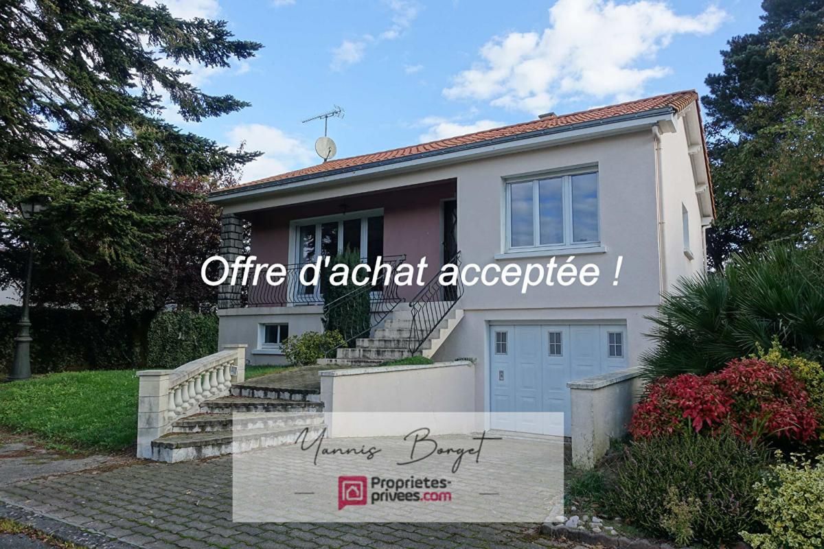 Maison de bourg de 83 m² sur sous-sol. Jardin