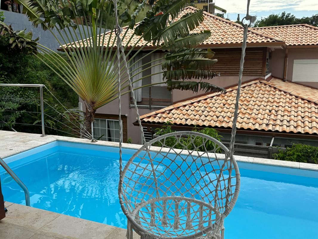 LES ANSES-D'ARLET Villa 3 chambres + 3 appartements avec piscine (Les Anses d'Arlet Village) 3