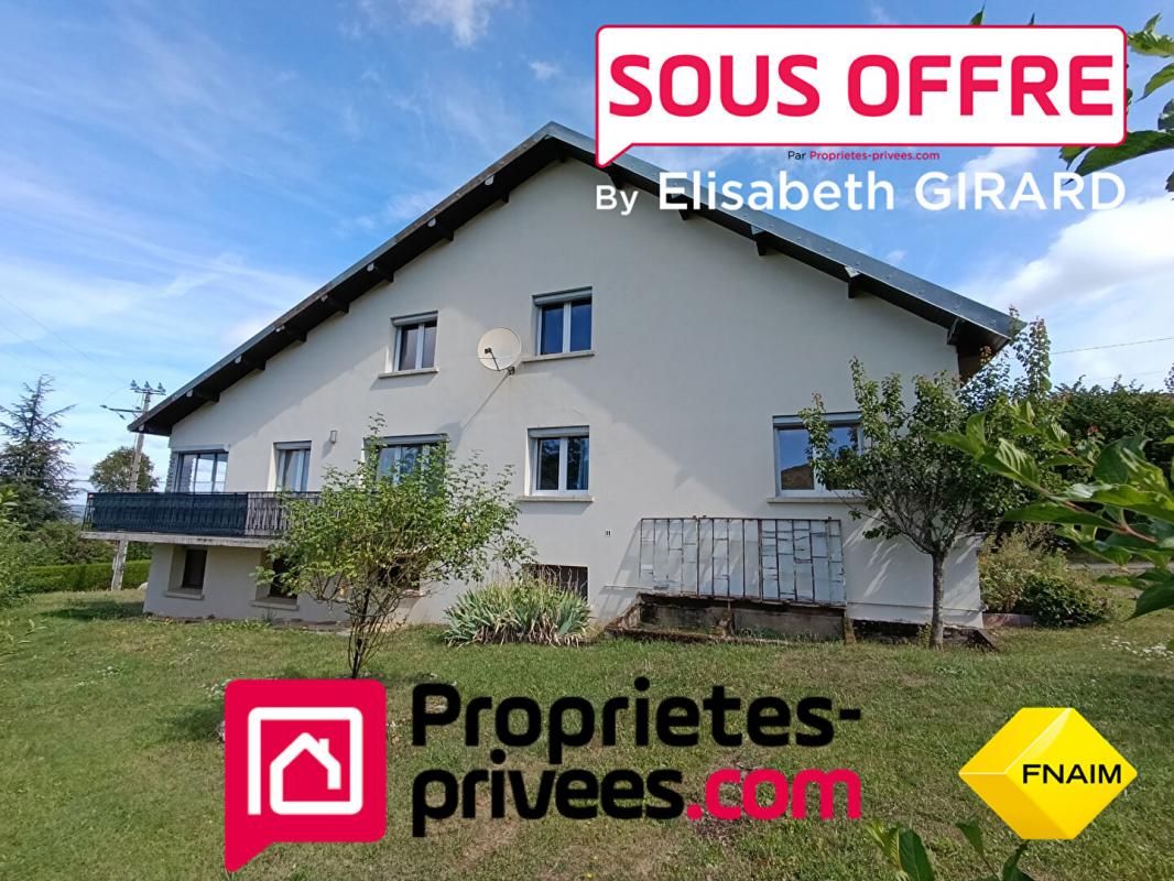 Belle maison d'habitation à fort potentiel à découvrir sur la commune de Mamirolle, idéalement située à mi-chemin entre Besançon et Valdahon, à la campagne, au calme, sans vis-à-vis