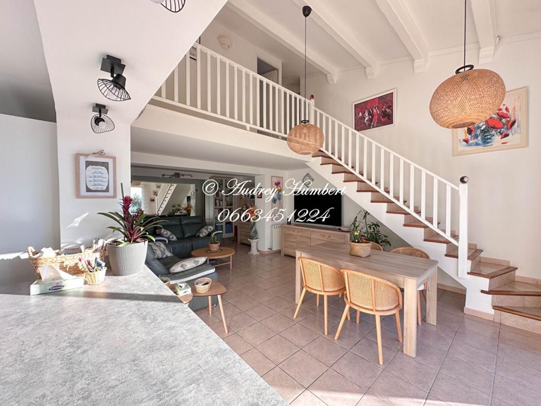 MANOSQUE EXCLUSIVITE, environnement prisé pour cette Villa T4 + STUDIO et véranda avec vue sur 500 m² de jardin arboré 3