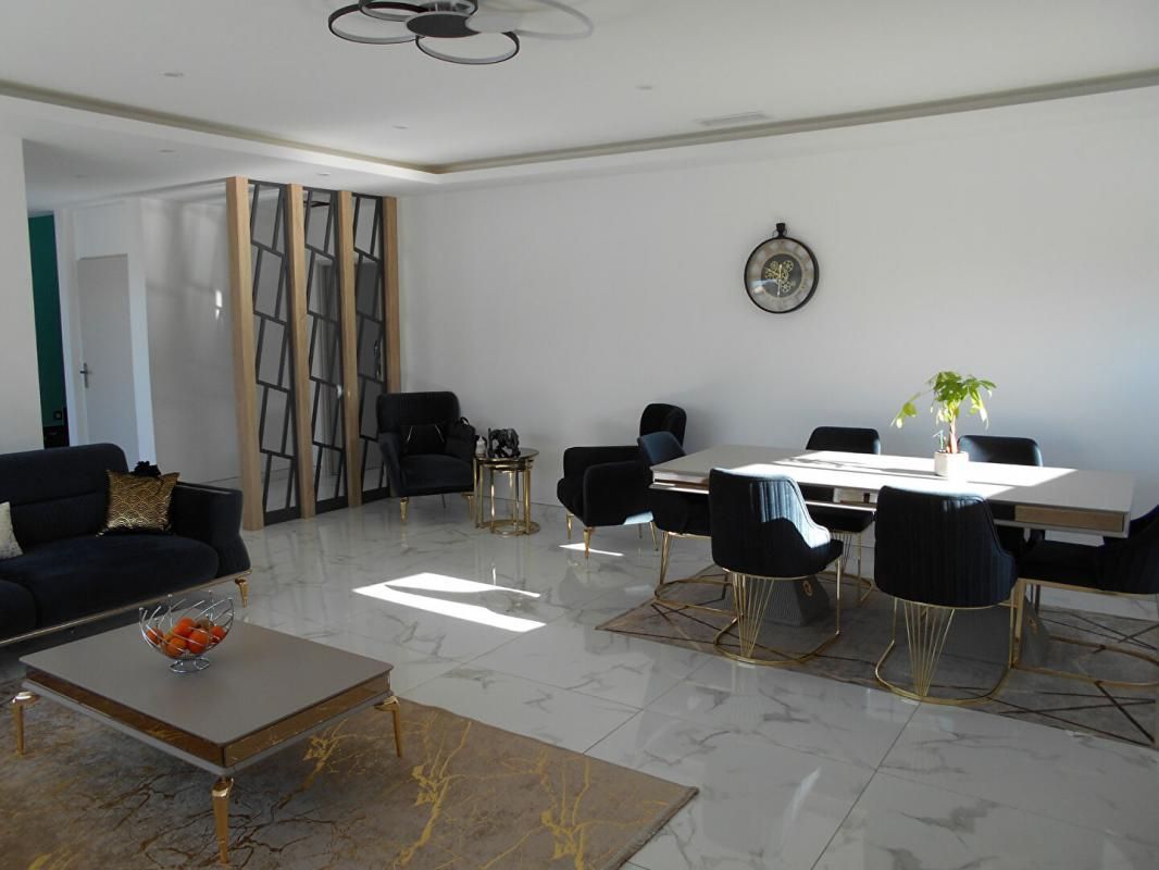 NARBONNE Villa Narbonne 5 pièce(s) 160 m2 4