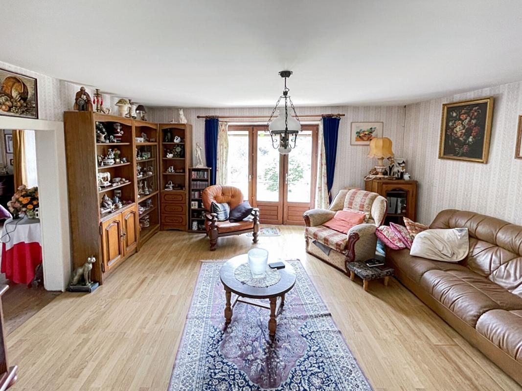 DARNEY Maison 5 pièce(s) 182 m2 3