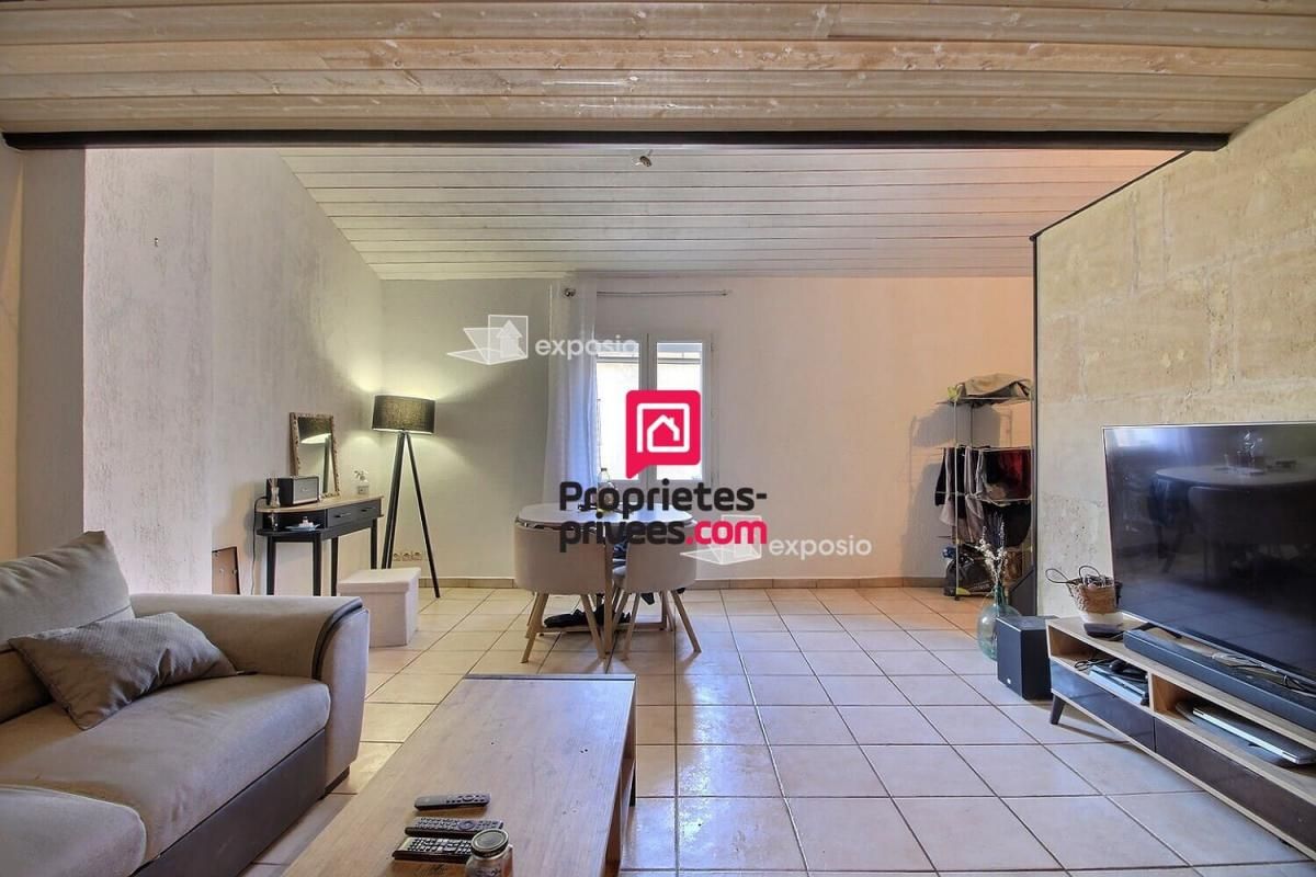TARASCON Immeuble/Maison avec 3 appartements - Tarascon -145 m² - 224 000 Euros 2