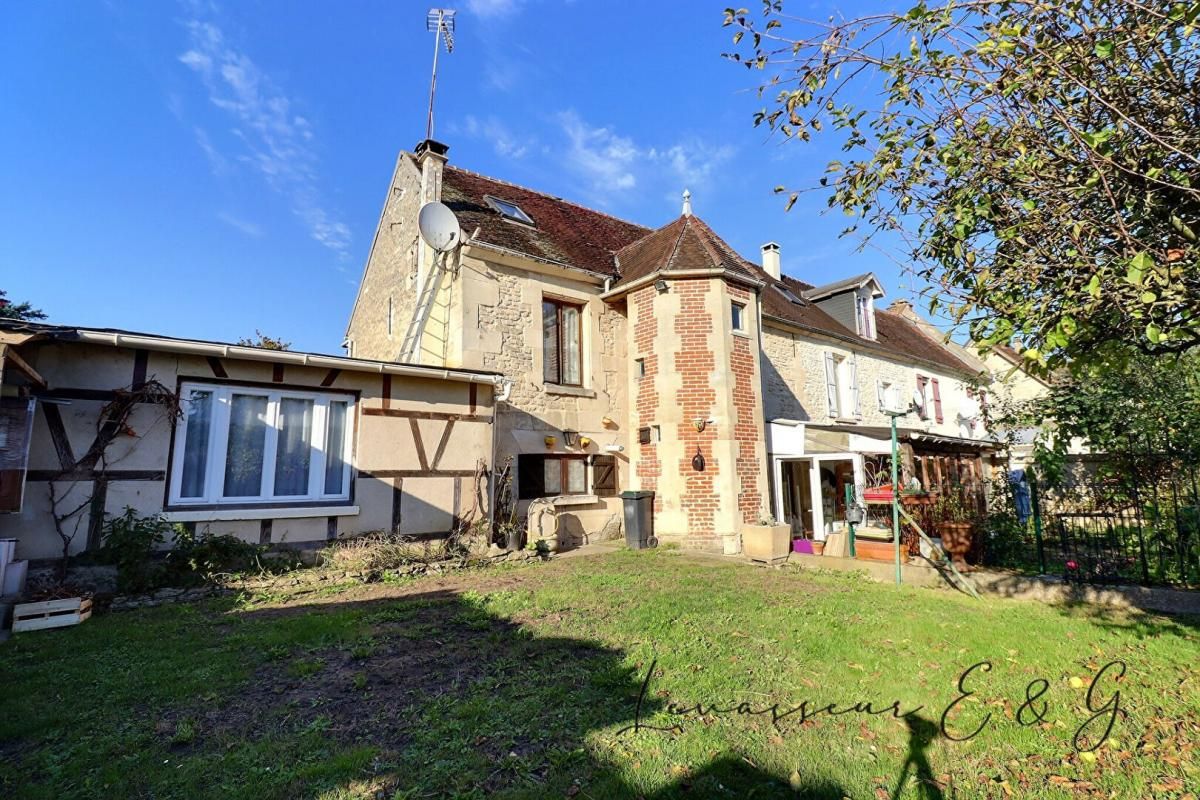 MOUY 60250 - Maison de charme 4 chambres sur 410m²