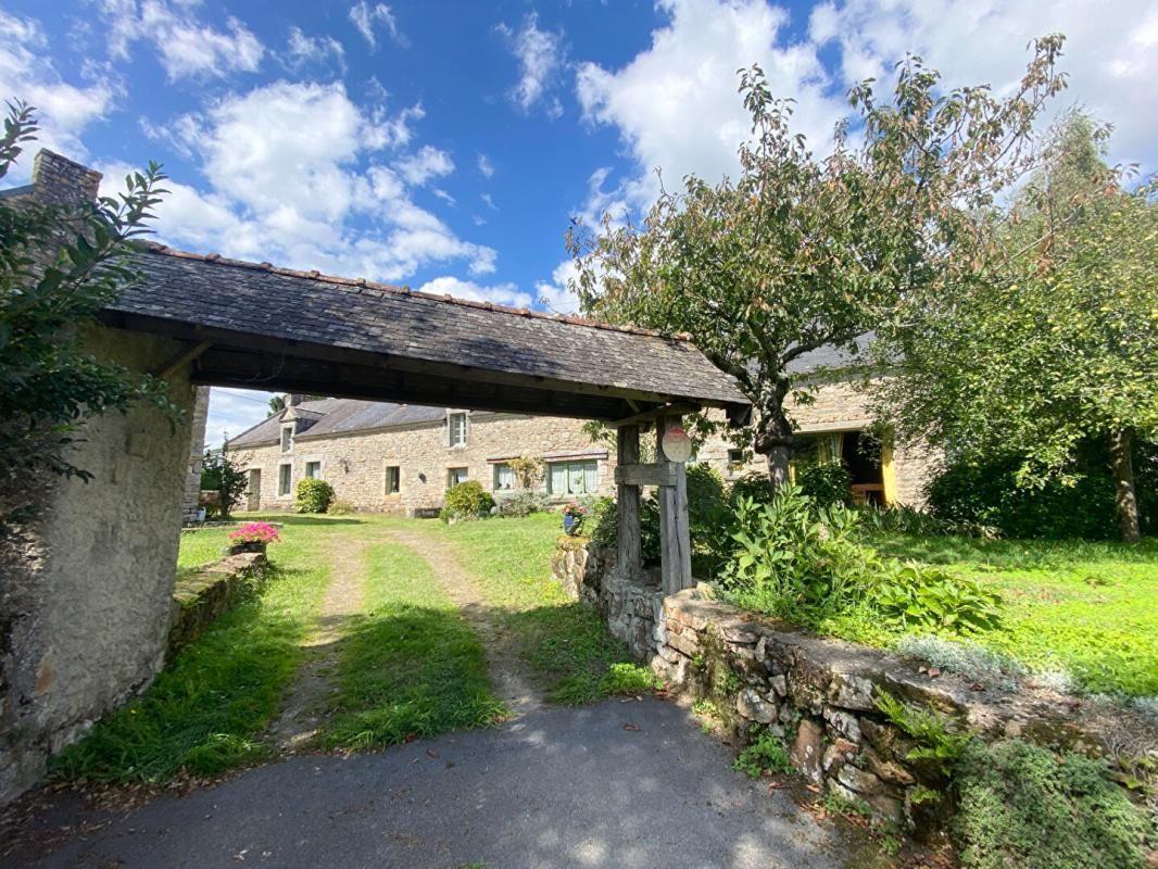 PLOEREN PLOEREN aux portes de Vannes, Ensemble immobilier en pierres longère 248M2 et bâtisse de150M2 sur 1500 M2 de terrain 2