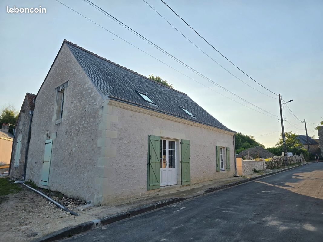 RILLE A VENDRE - Maison 144 m² (4 Chambres) - 37340 RILLE 2