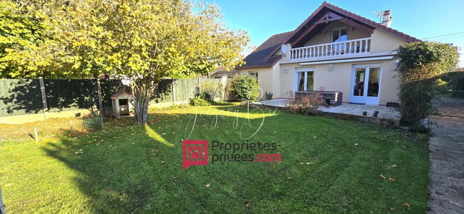 BUSSY-SAINT-GEORGES Maison 5 pièce(s) 130 m2 3