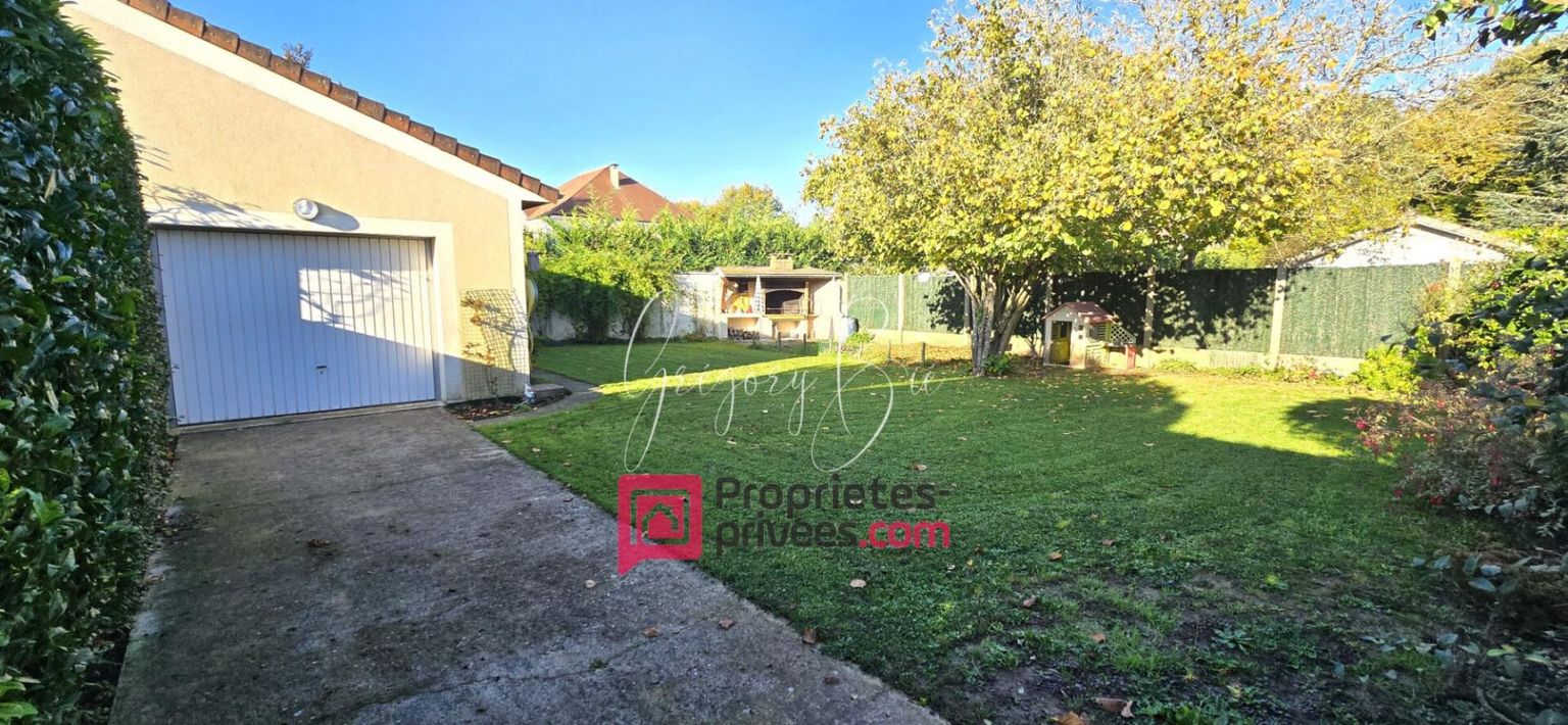 BUSSY-SAINT-GEORGES Maison 5 pièce(s) 130 m2 4