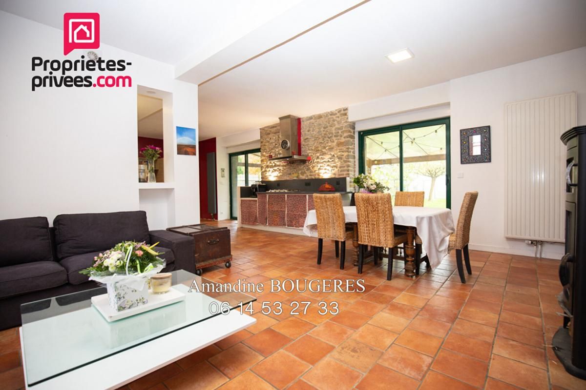 BAIS MAISON 6 CHAMBRES-TOUT FAIRE A PIED - 146 m²- JARDIN SANS VIS A VIS 4