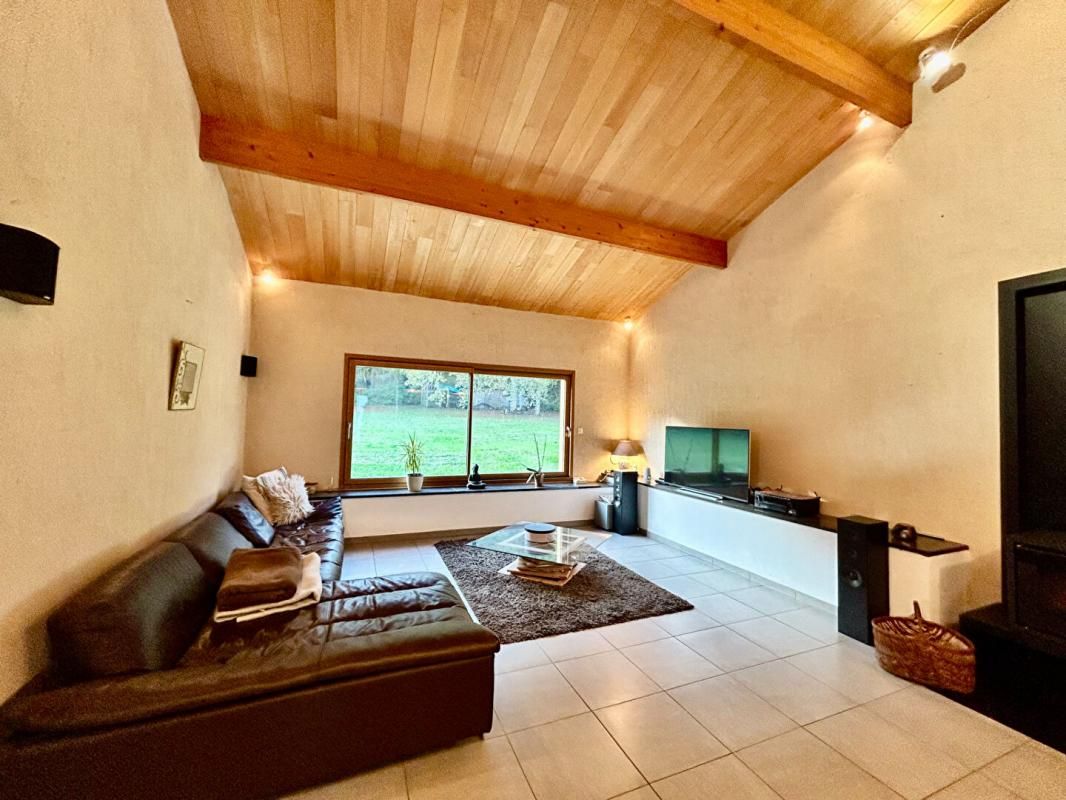 BEAURONNE A vendre, superbe maison de plain-pied à BEAURONNE 24400 4