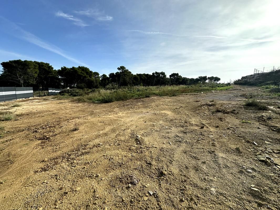 ISTRES Terrain à bâtir de 2199m² - Le Deven 4