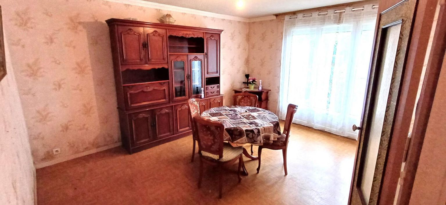 SAINT-SYLVAIN-D'ANJOU Maison Verrieres En Anjou 6 pièce(s) 100 m2 2