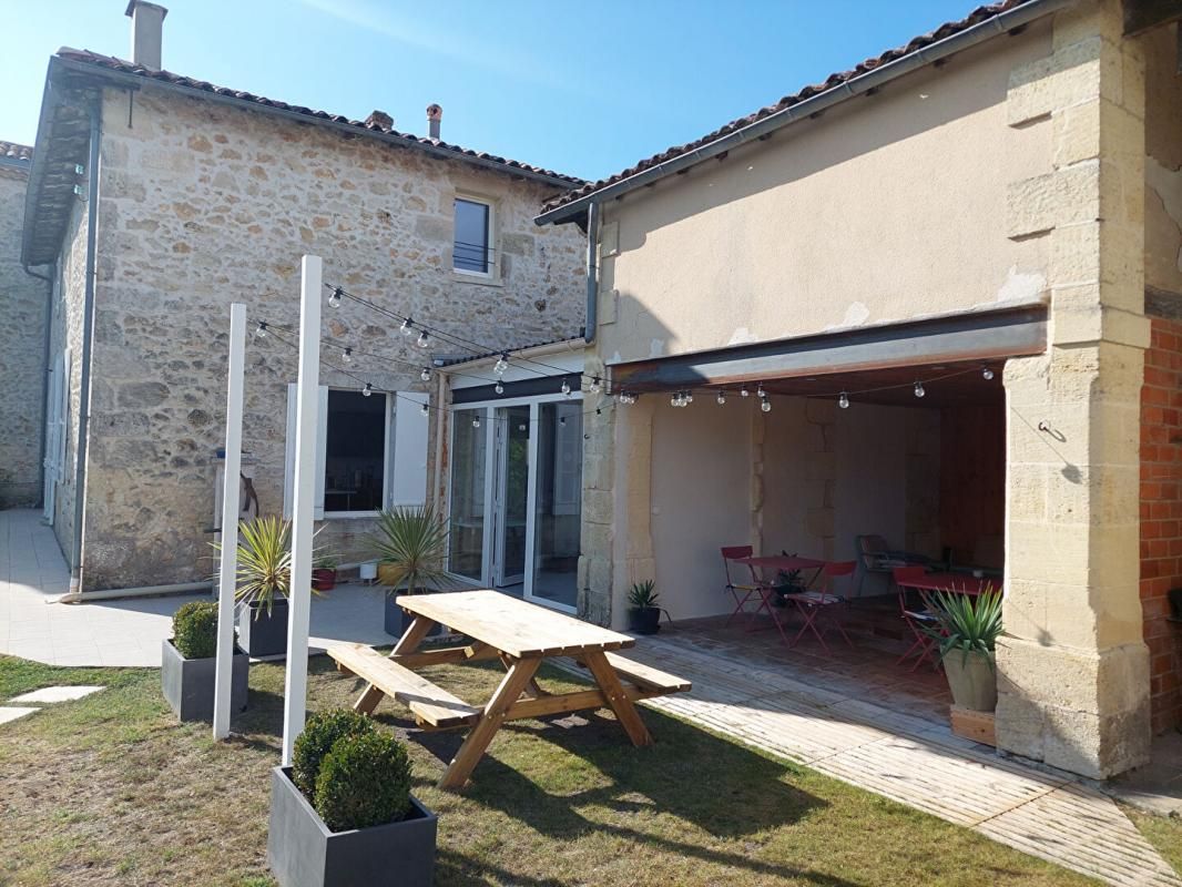 LESPARRE-MEDOC Belle propriété familiale et/ou maison d'hôtes 2