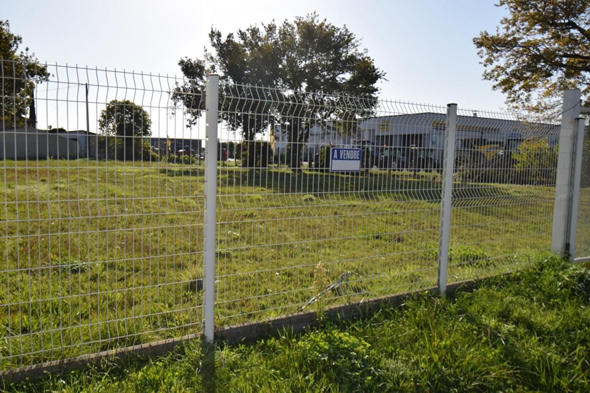 MONTAUBAN 82000, Montauban Terrain constructible pour commerces, hôtellerie ou habitations à haute densité pde 1835 m2 3
