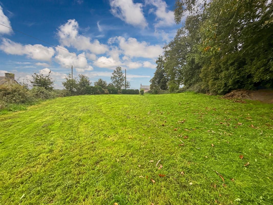 SAINT-PIERRE-DE-PLESGUEN Grange avec terrain Bonnemain 1271 m2 2