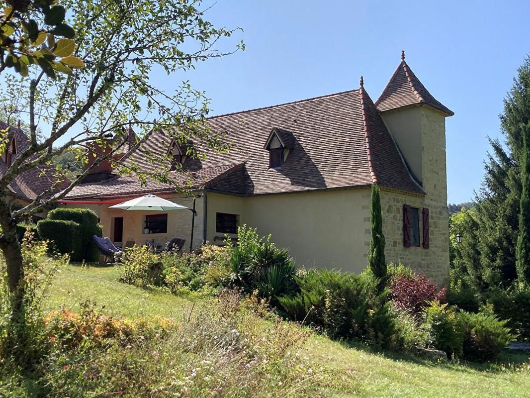 CATUS Maison avec piscine, ruisseau et dépendances 3
