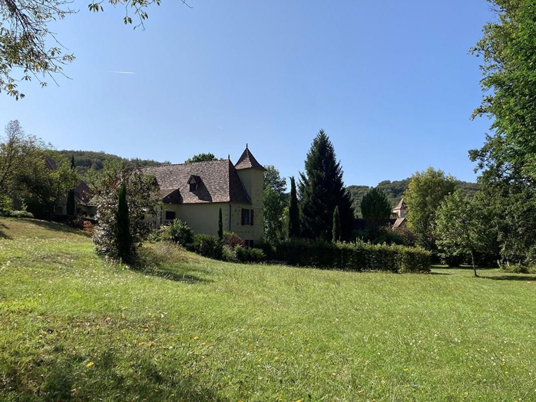 CATUS Maison avec piscine, ruisseau et dépendances 4