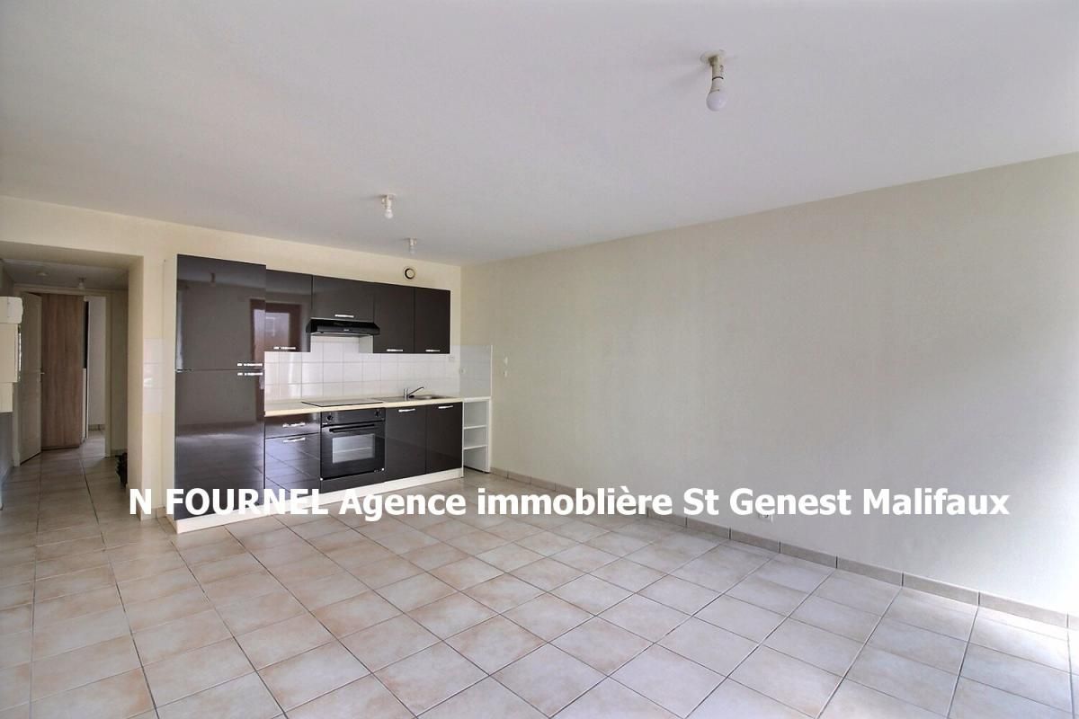 JONZIEUX Jonzieux 42660 Appartement 43.69m² cuisine équipée ouverte sur salon-séjour, une chambre, SDB avec WC 2