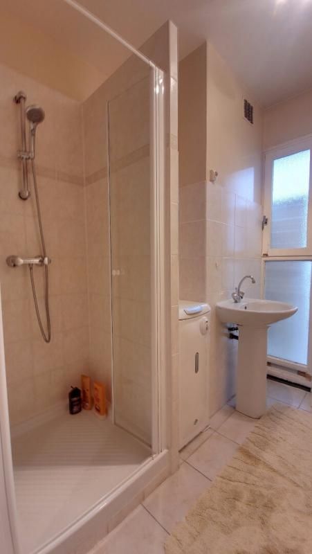 YERRES Appartement  3 pièces- 57 m²- Cave- Parking 4