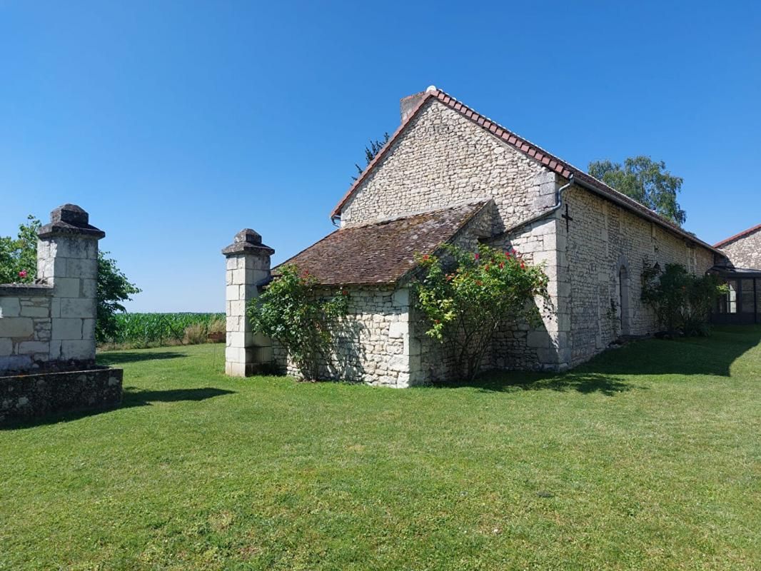 MARCILLY-SUR-VIENNE Demeure du XVIII Isolée - Sud Ste Maure De Touraine 37800 3