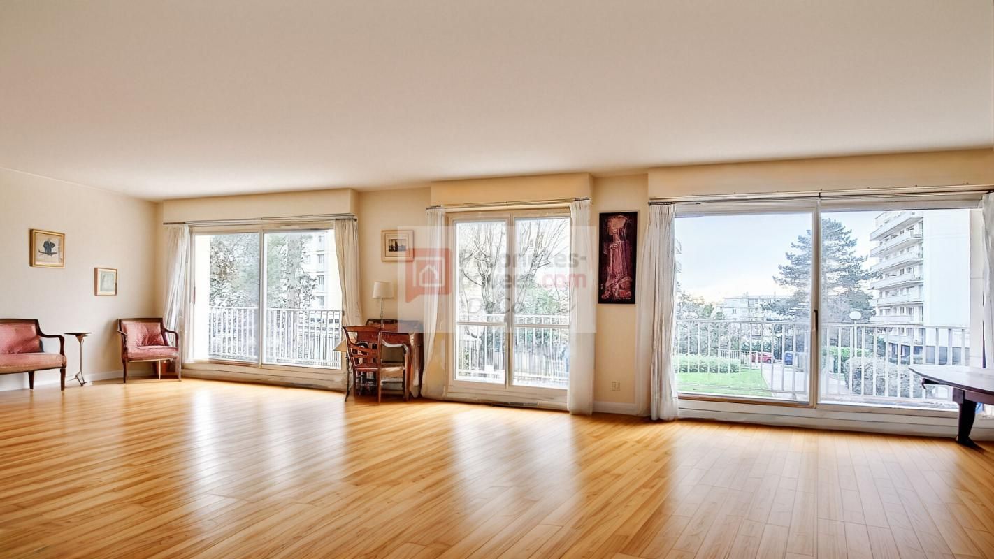 VERSAILLES Appartement 7 pièces 162m² calme balcon sud - gare de Montreuil 2
