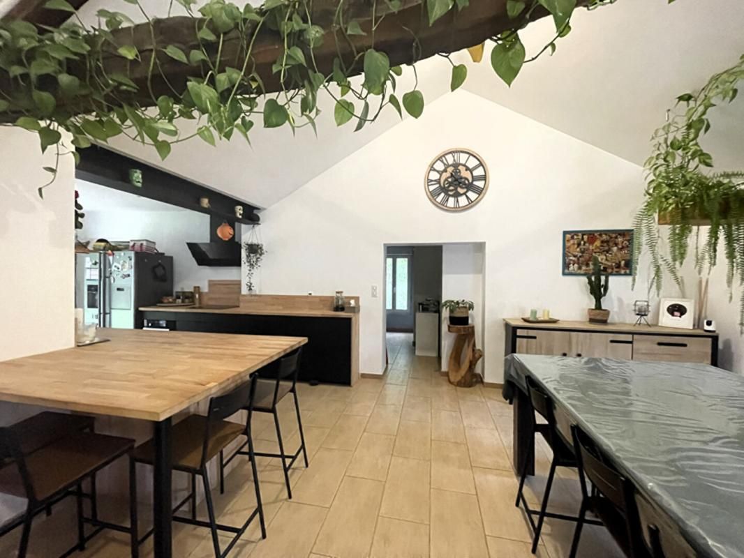 Maison Chalagnac 5 pièces 138 m2 - terrain 1375 m2